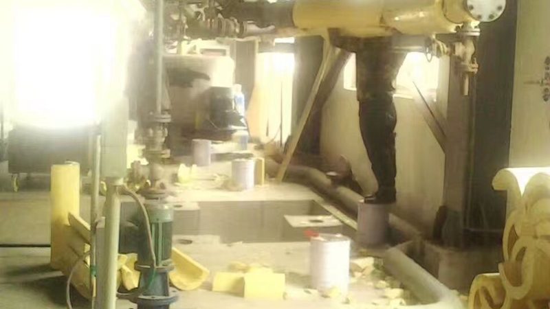 旧房翻新防水涂刷：厚度标准与施工要点